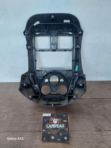 Moldura Acabamento Painel Central Nissan Versa 2018 1
