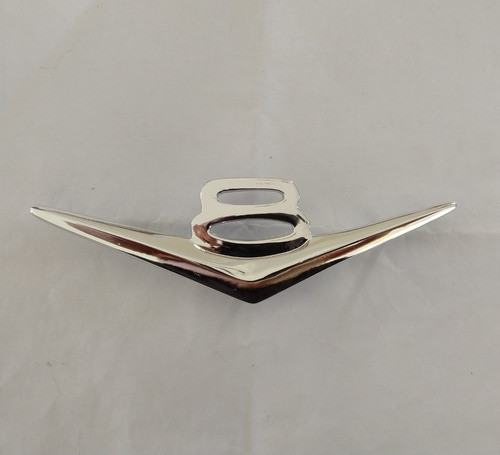 Emblema Insignia V8 Metal Cromado F1 F100 Hotrod 1