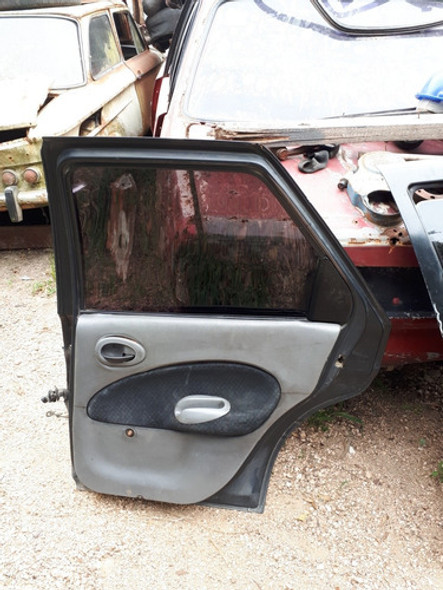Puerta Trasera Derecha Ford Escort Lx 98 1