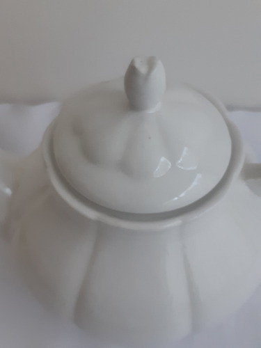 Tetera Clásica Blanca 1