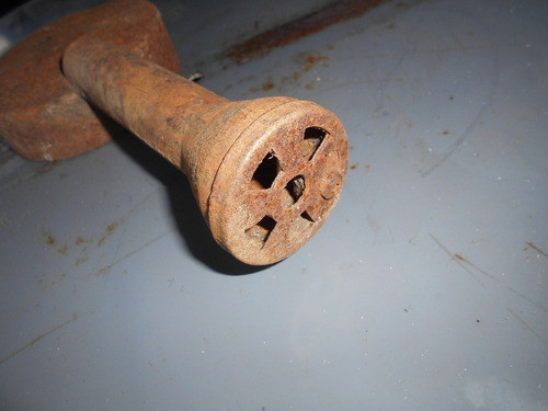Antiguo Quemador De Hierro Incompleto 0