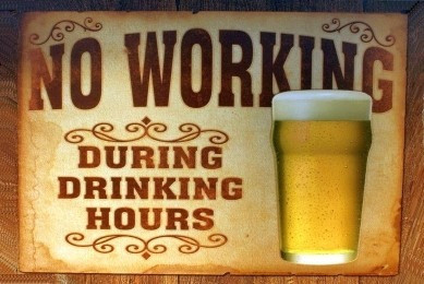 Trabajo - No Working During Drinking Hours - Lámina 45x30 Cm 0