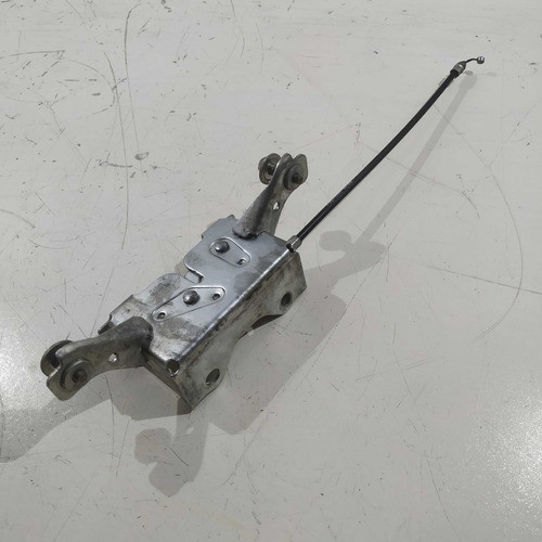 Trava Suporte Banco C/ Cabo Honda Biz 125 Original Usada 1