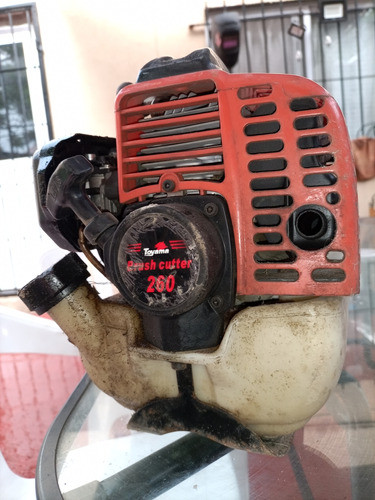 Bordeadora A Nafta. Toyama 260. 1