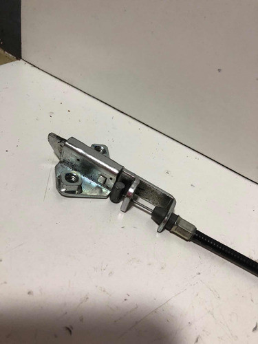 Trava Do Banco Yamaha Mt 03 2018/2020 Usado Original 1