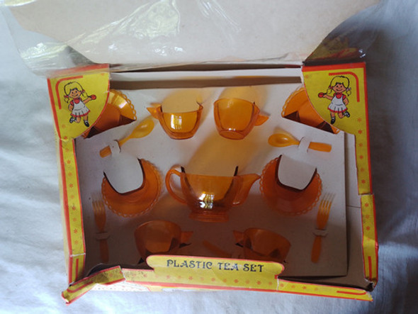Antiguo Juego De Té De Plastico Riverplast Ind. Argentina 0