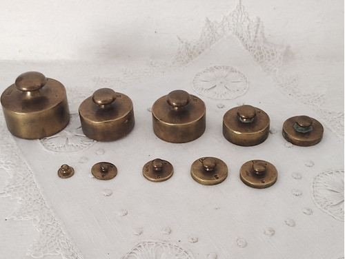 Juego De Pesas Antiguas Dos Faltantes 1