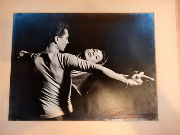 Antigua Fotografía Firmada Bailarines 0
