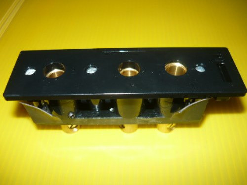 Conector De Energía Hembra Marca Union Conector 60amp. 1