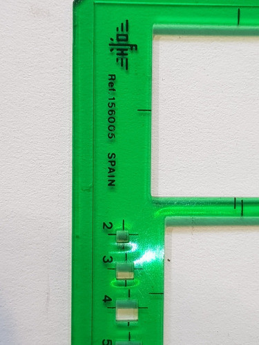 Plantilla De Cuadrados Española 6/35mm 1