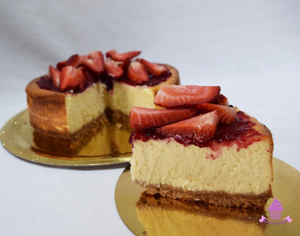 Suave Y Cremoso Cheesecake De Frutilla - 12 / 15 Porciones 0 Suave Y Cremoso Cheesecake De Frutilla - 12 / 15 Porciones 0