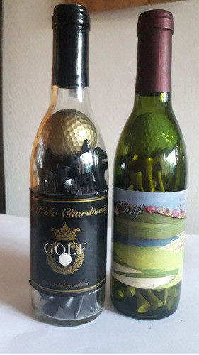 Dos  Botellas Con Pelotas De Golf Y Palitos Tee Trofeo Deco. 0