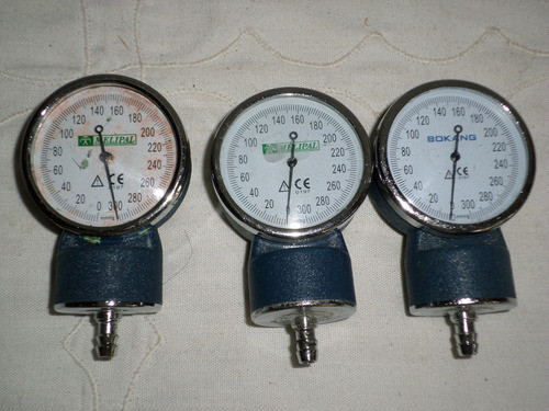 3 Medidores De Presión Uno Bokang Y 2 Melipal 5 Cm Diametro 0