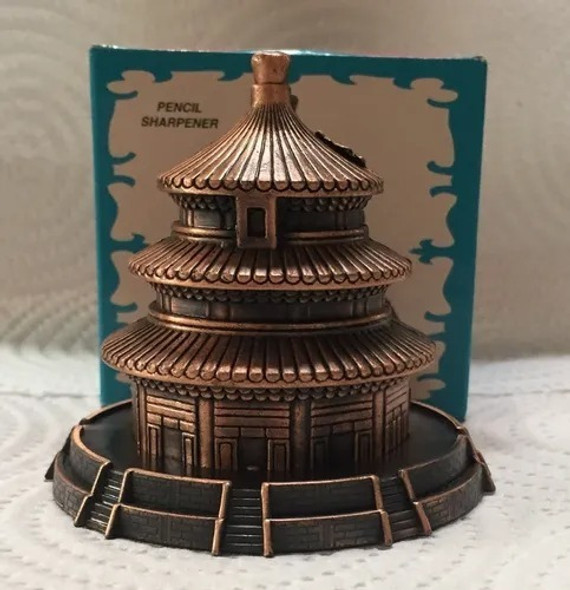 Sacapuntas Die-cast Templo Del Cielo 656 Milouhobbies 1