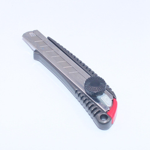 Cutter Grande, Cuerpo Y Cuchilla Metalica De 18mm En Blister 1