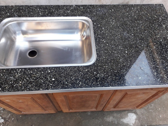 Mesada De Cocina De 142x062 Granito Reconstitido 0