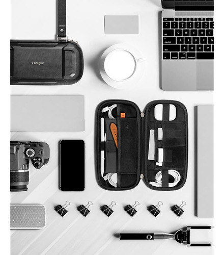 Spigen Life Slim Rugged Armor Pro Hard Shell Bolsa Organizad 1