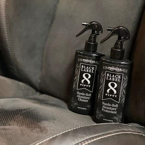 Pinnacle Black Label Gamuza-soft Alcantara® Cleaner 1