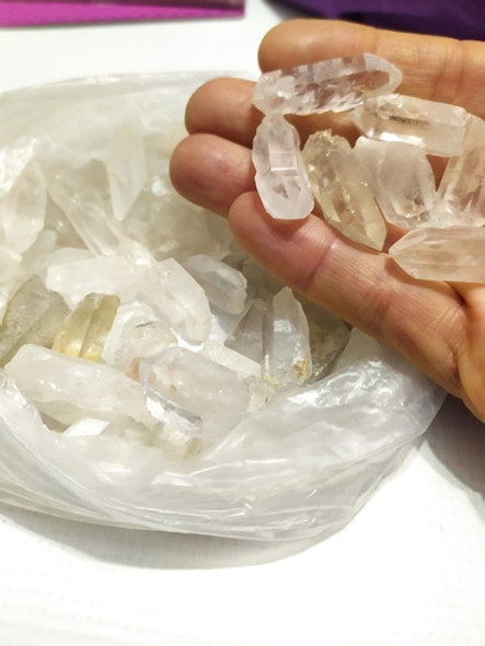 10 Diez Cuarzos Cristal  De 2,5cms En Punta ,10 ( Diez) 1