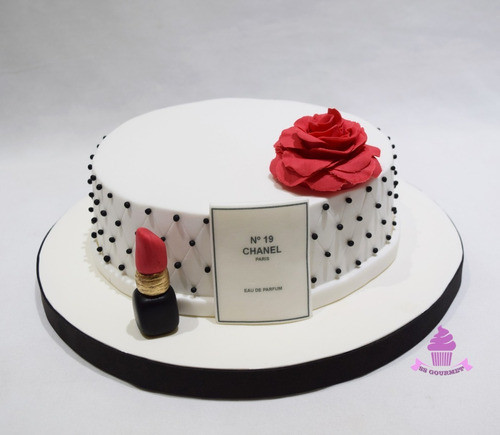 Torta Chanel N Rosa Roja - Labial Rojo Capitone - Tematica 1