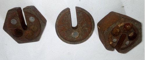 Tres Pesas De Bascula Galponera En Su Estado Original 1