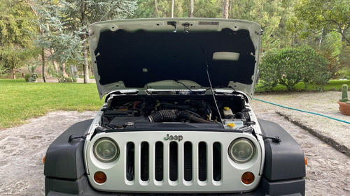 Manta Capot Tapizado Insonorisadora Jeep Wrangler Sin Gramps 1