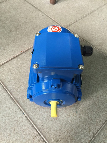 Motor Electrico Trifasico De 1/4hp (0.25hp) 1500rpm Blindado 1