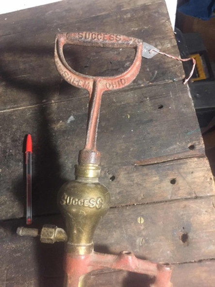 Bomba Fumigadora Antigua 1