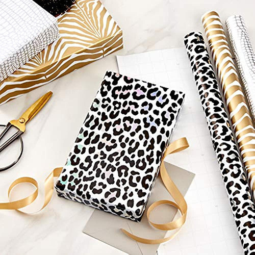 Papel De Regalo Con Estampado Animal De Hallmark Con Líneas 1