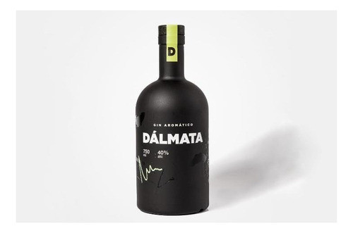 Estuche Gin Dalmata Black Experimental + Copa + Botanicos 1