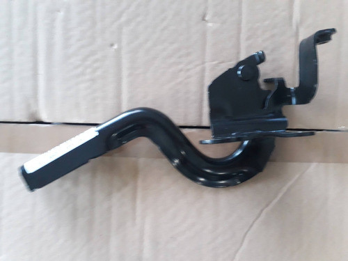 Toyota Prius C - Bisagra De Capot- Original 1