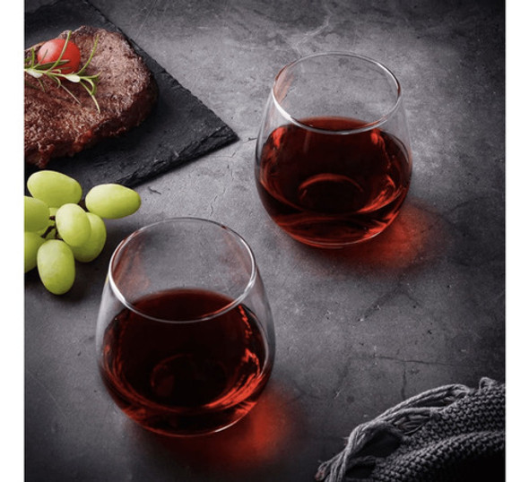 Vino Quara Malbec + Copón Rigolleau + Saca Corcho Loekemeyer 1 Vino Quara Malbec + Copón Rigolleau + Saca Corcho Loekemeyer 1
