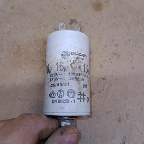 Capacitor Condensador De Arranque Lavarropas 16 Uf 475volts 0