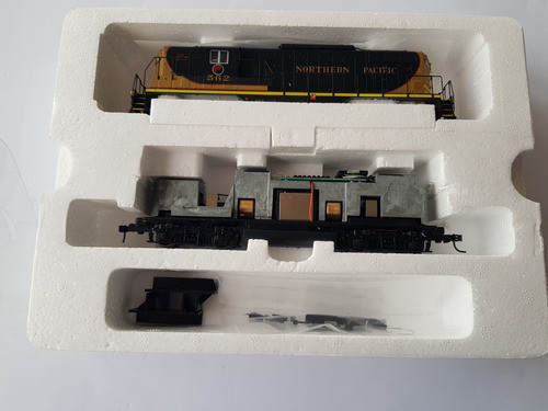 Locomotora Diesel Norteamericana Gp7  Proto 2000 Esc. H0 1