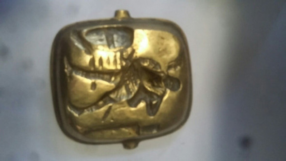 Adorno Con Bodeguero En Bronce 1