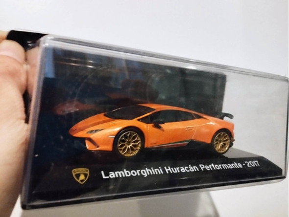 Lambo Huracán Performante Ixo Supercars 11cm Auto 1