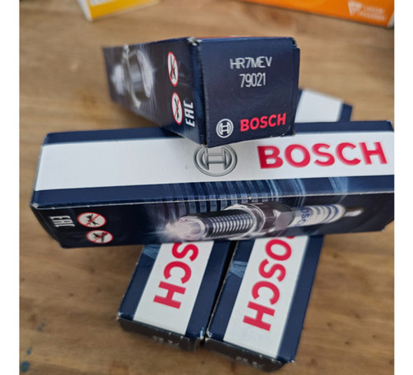 Bujias Bosch Ford Fiesta/ecosport 1