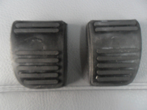 Cubre Pedal De Freno Y Embrague Ford Sierra 104098 1