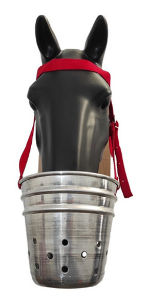 Trompeta O Balde De Aluminio Para Caballos Calidad Jaleña 1