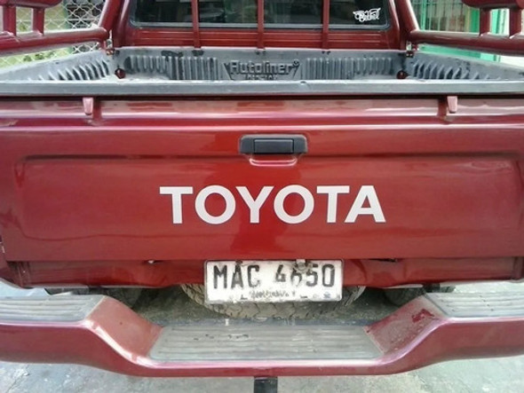 Calcos Adhesivos Toyota Hilux Puerta De Caja 1 Calcos Adhesivos Toyota Hilux Puerta De Caja 1