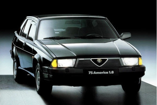 Alfa Romeo 75 - Autos Clásicos Italianos - Lámina 45 X 30 Cm 1