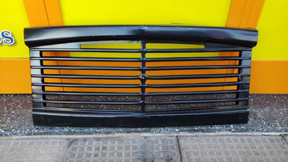 Parrilla Mercedes Benz 1114 / 1517 *baston* Nueva 1 Parrilla Mercedes Benz 1114 / 1517 *baston* Nueva 1