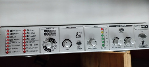 Beringher Minifex Fx800 Procesador De Efectos 0