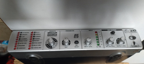 Beringher Minifex Fx800 Procesador De Efectos 1