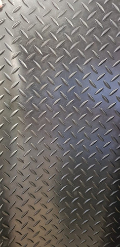 Piso Goma Rayado Simil Chapa Antideslizante 3mm Ancho 1,5mts 0