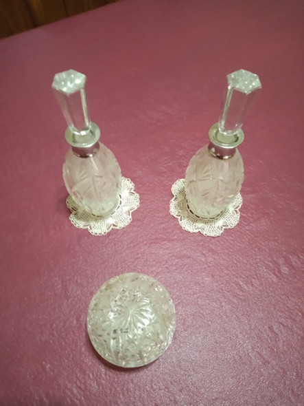 Juego De Tocador Perfumeros Cristal Facetado Usado C/detalle 0