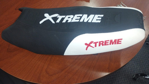 Asiento Gs Con Tapizado Xtreme Antideslizante Negro Y Blanco 1