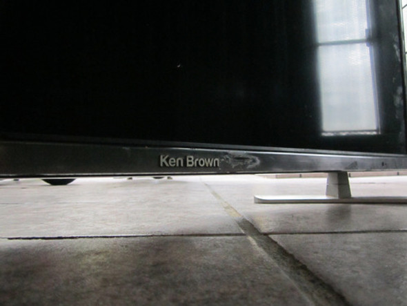 Tv Ken Brown Smart Para Respuesto 1