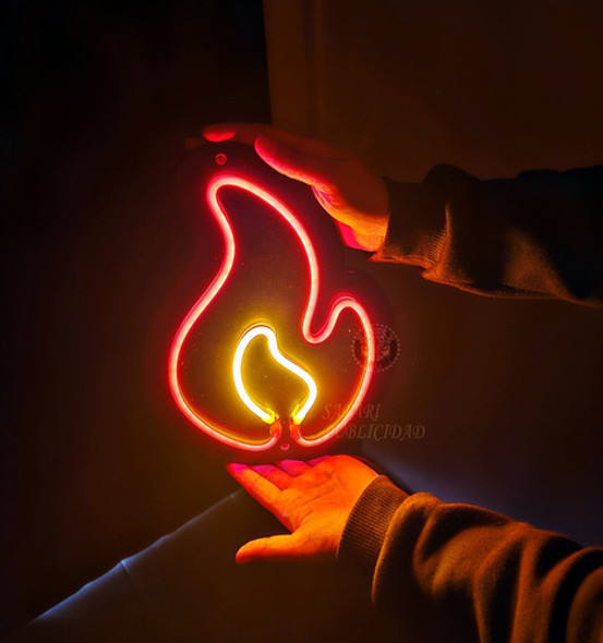 Cartel Fuego En Neón Led - Deco - Luminoso 1