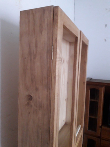 Vitrina,trofeos,medallas,adornos 1